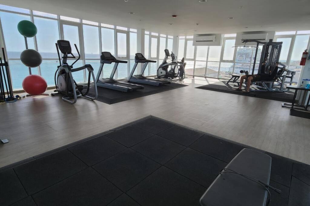 Luxurious Ocean Front Condo With Sunset Views 2 Bed-2 Bath Oranjestad Buitenkant foto