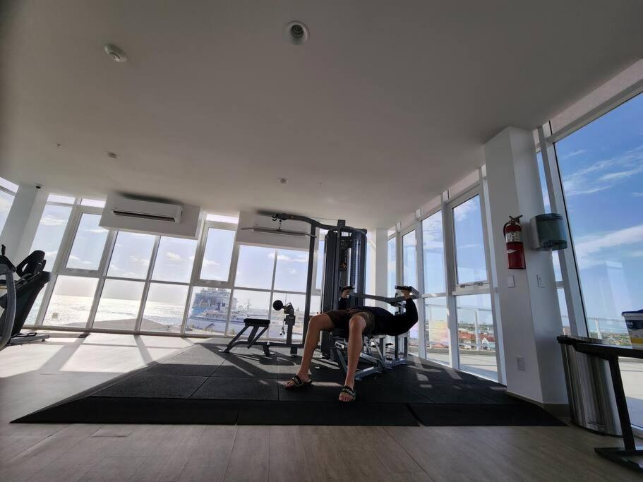 Luxurious Ocean Front Condo With Sunset Views 2 Bed-2 Bath Oranjestad Buitenkant foto
